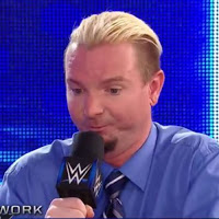James Ellsworth Backstage For Tonight's WWE SmackDown