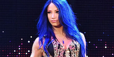 Sasha Banks Shows Off New Look, Becky Lynch Does Funny Redecorating