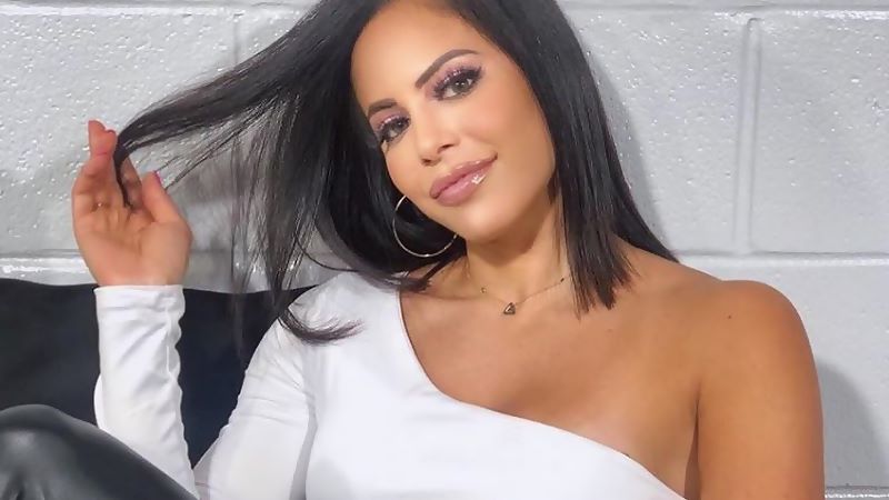 Charly Caruso Comments on Romantic Storyline With Angel Garza