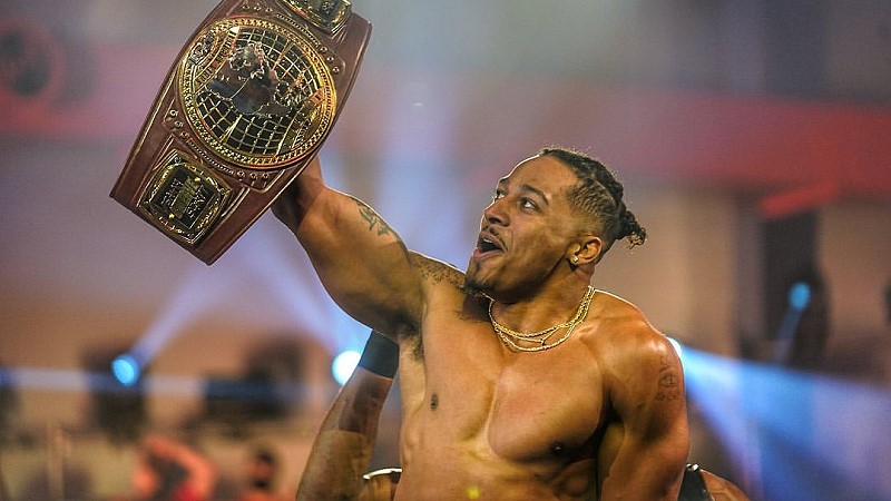 Carmelo Hayes Wins NXT North American Title