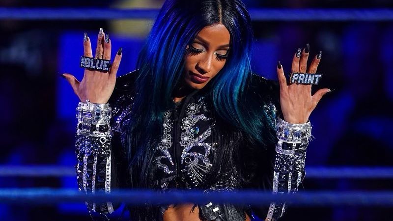 Sasha Banks Dealing With Sprained Leg