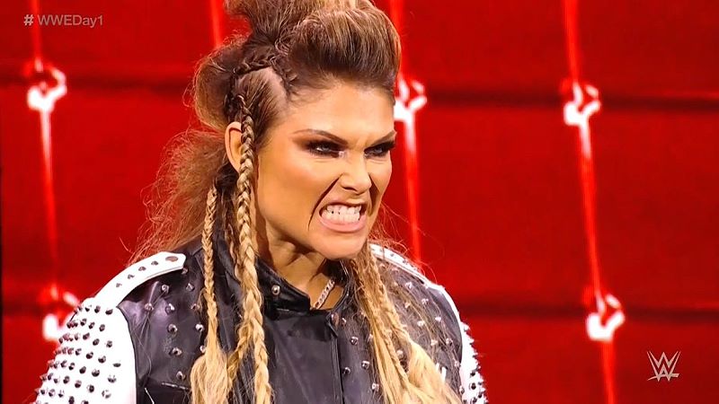 Beth Phoenix Costs Edge I Quit Match At Extreme Rules