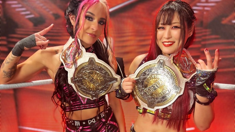 IYO SKY & Dakota Kai Get The Women's Tag Team Titles Back