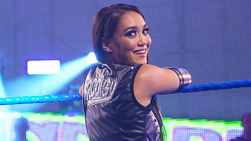 Roxanne Perez Makes WWE RAW Debut