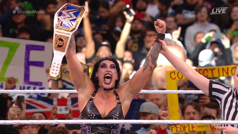 Rhea Ripley Wins SmackDown Women's Title