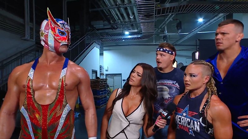 Ludwig Kaiser Appears as El Grande Americano on WWE RAW