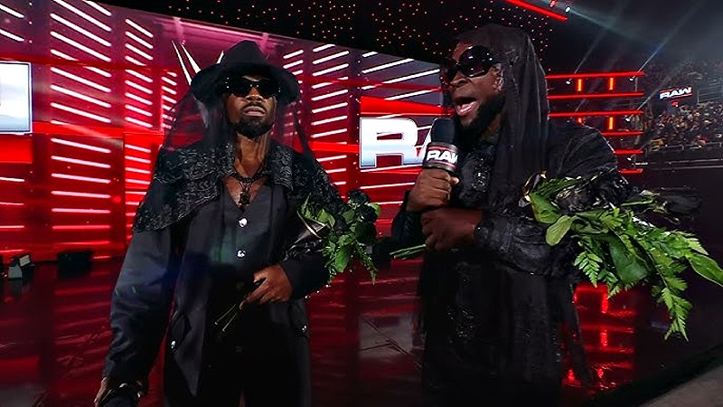 Xavier Woods Claims He Suffers Neck Injury