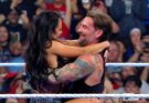 AJ Lee Makes Stunning WWE Return on SmackDown in Chicago