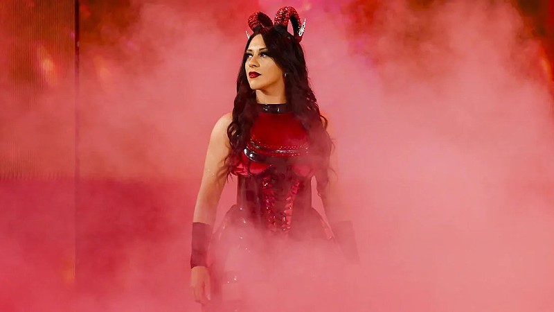 Stephanie Vaquer Wins 2025 WWE Women’s Crown Jewel Championship
