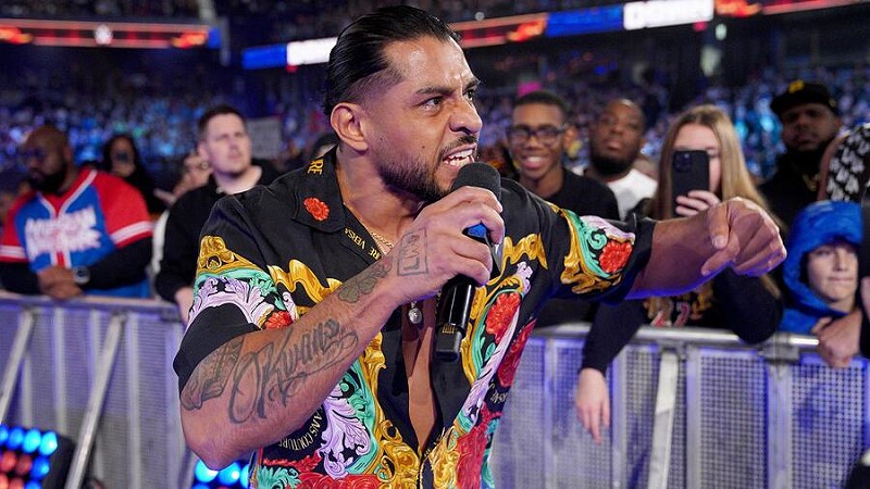 WWE Re-Signs Santos Escobar