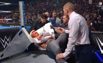 Randy Orton Turns on Cody Rhodes During SmackDown Contract Signing