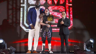 Dominik Mysterio Turns on El Grande Americano at AAA Verano de Escándalo